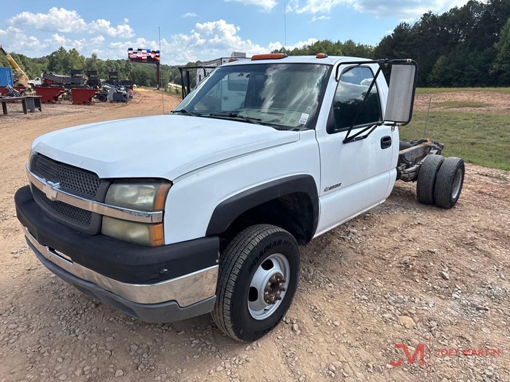 2003-chevrolet-3500-image-4