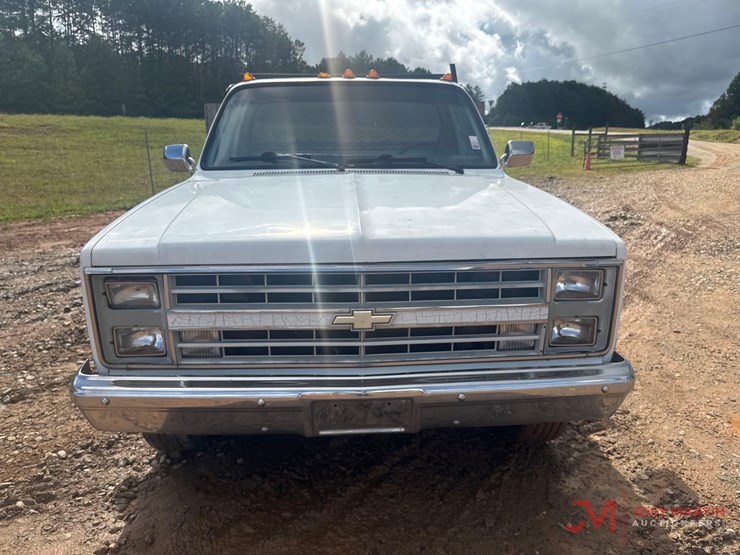 1987-chevrolet-c30-image-8