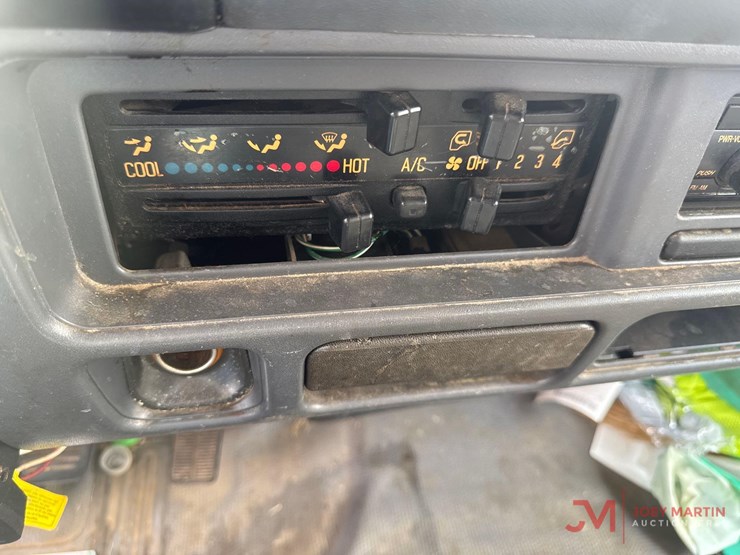 2007-gmc-w4500-image-21