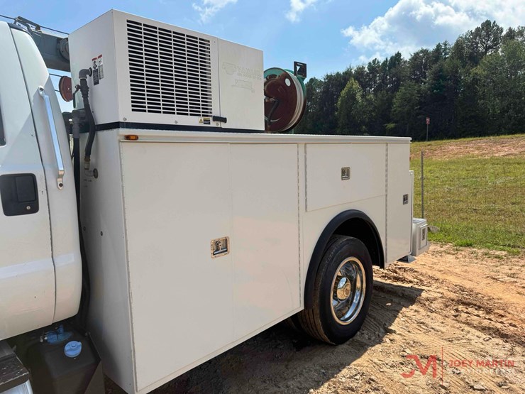 2015-ford-f750-xl-image-14