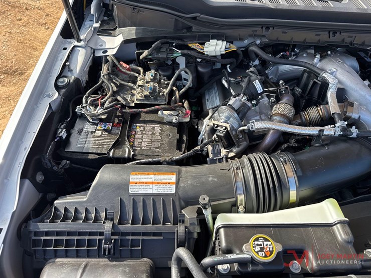 2026-ford-f550-xl-image-37