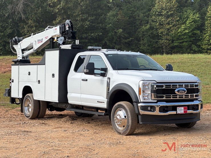 2026-ford-f550-xl-image-1