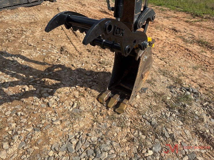 2022-deere-35g-image-10