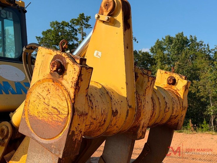 2012-komatsu-d155ax-7-image-12