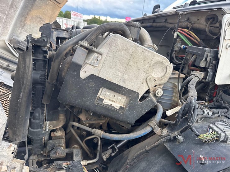 2019-ford-f750-image-34