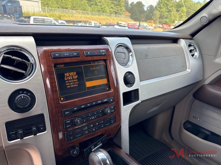 2010-ford-f150-platinum-image-17