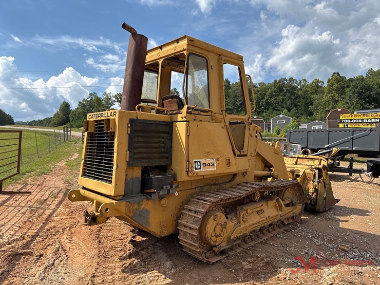 1983-caterpillar-943-image-2