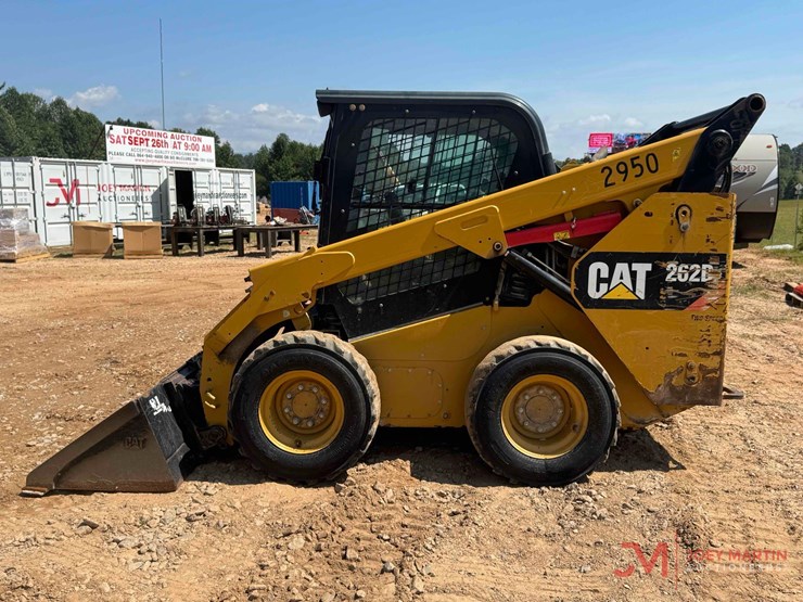 2015-caterpillar-262d-image-7
