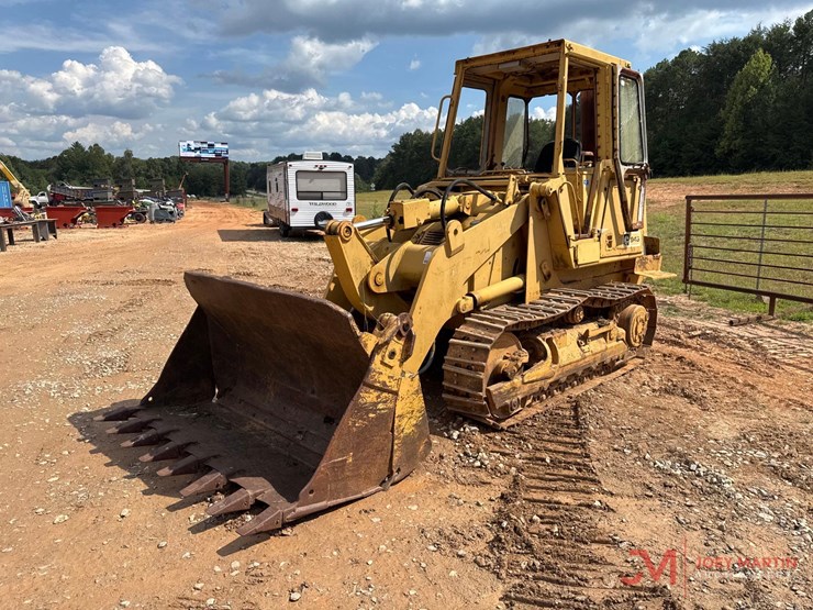 1983-caterpillar-943-image-4