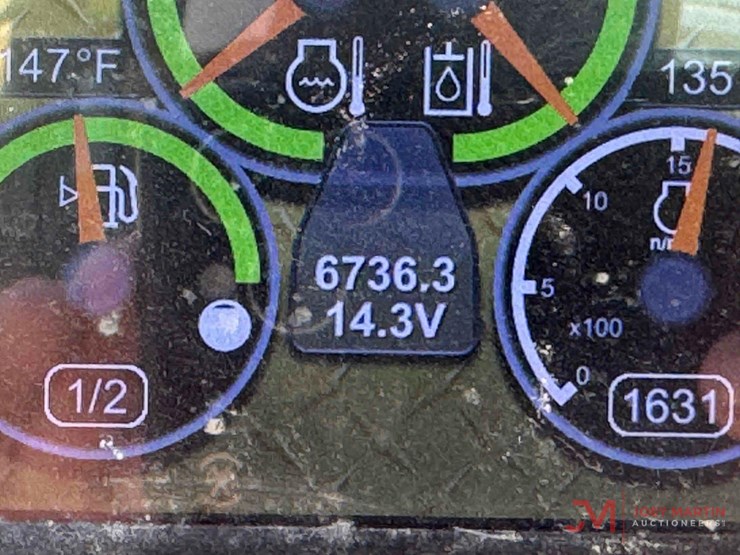 2015-caterpillar-262d-image-19
