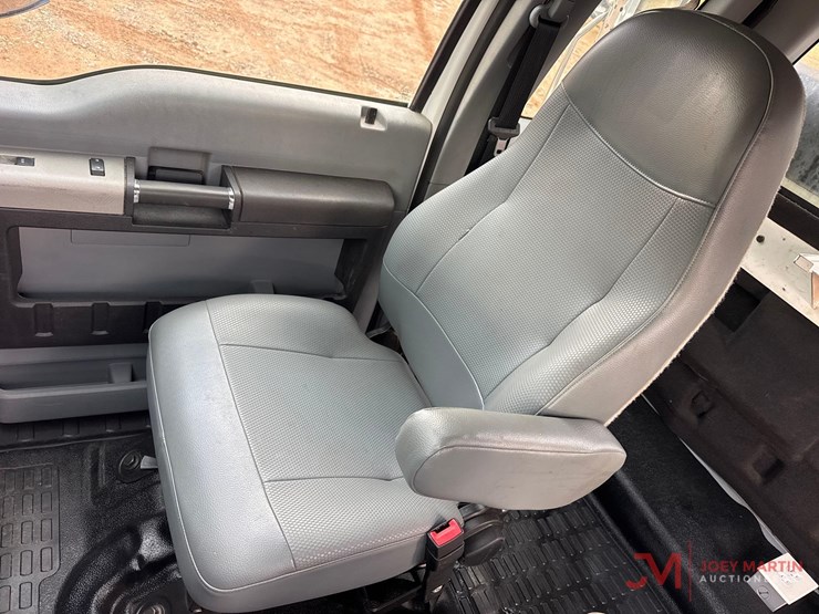 2019-ford-f750-image-37