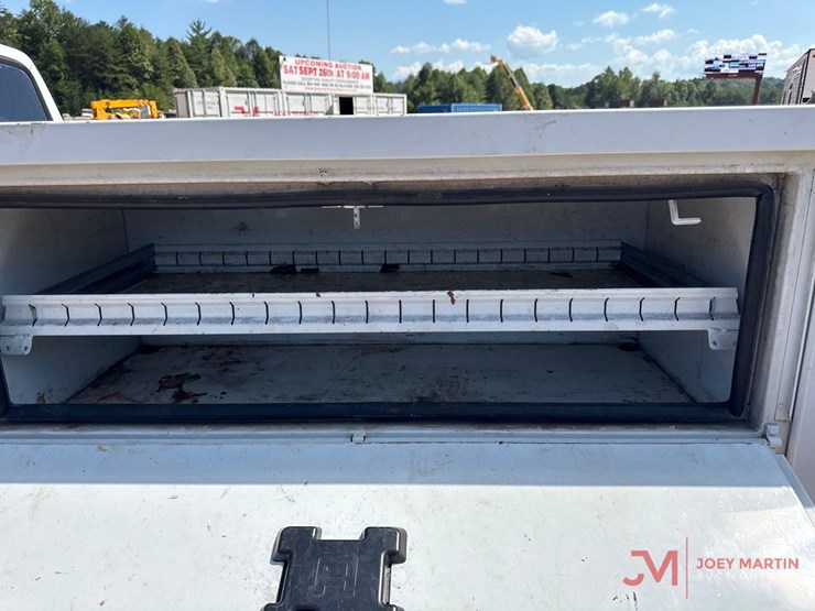1994-ford-f350-xl-image-10