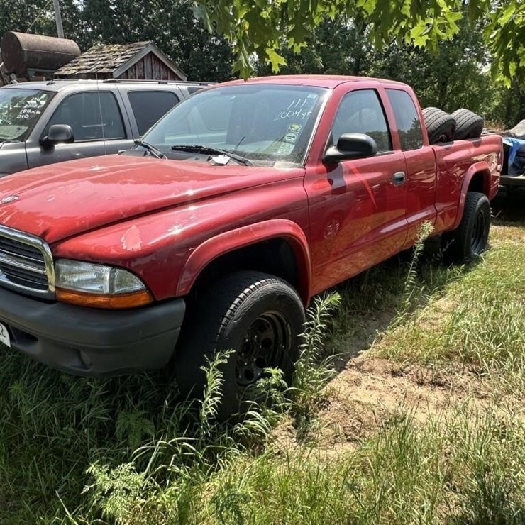 2004 DODGE DAKOTA