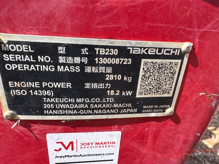 2022-takeuchi-tb230-image-23