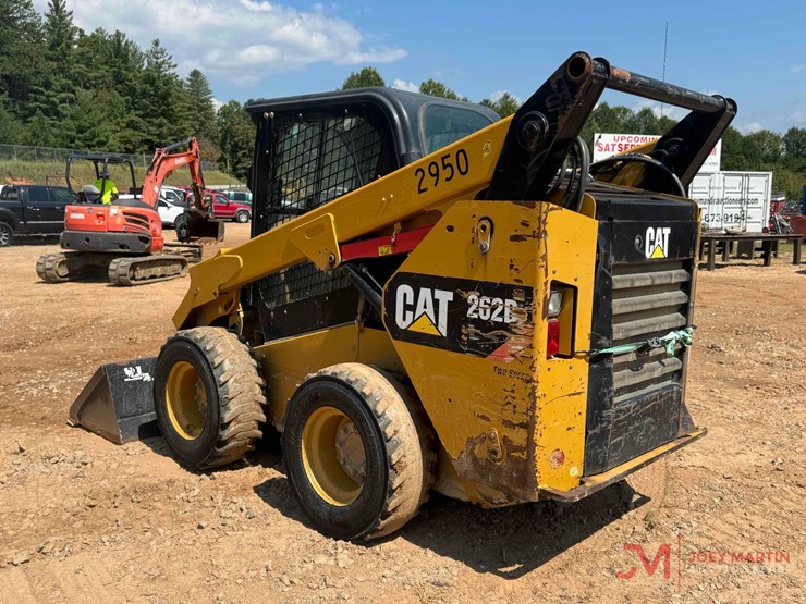 2015-caterpillar-262d-image-6