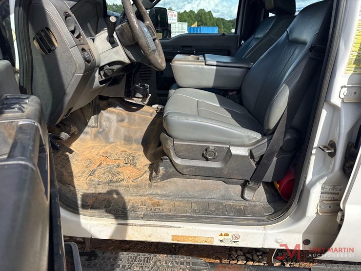 2016-ford-f450-xl-image-30