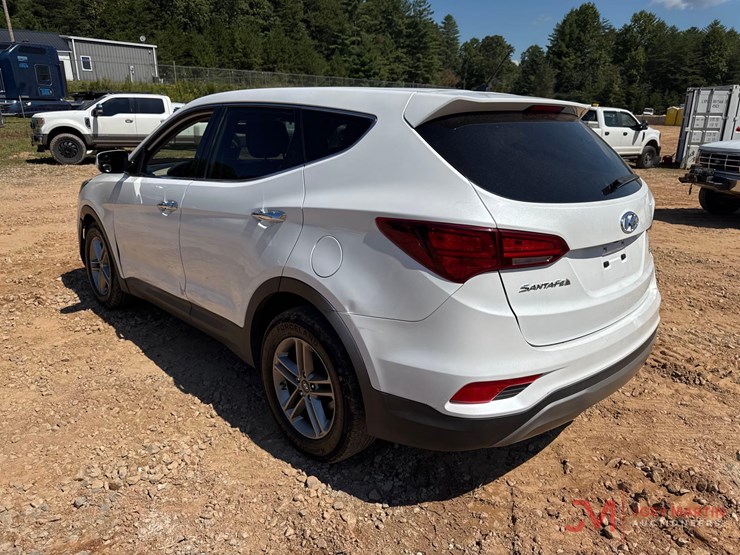 2018-hyundai-santa-fe-sport-image-3