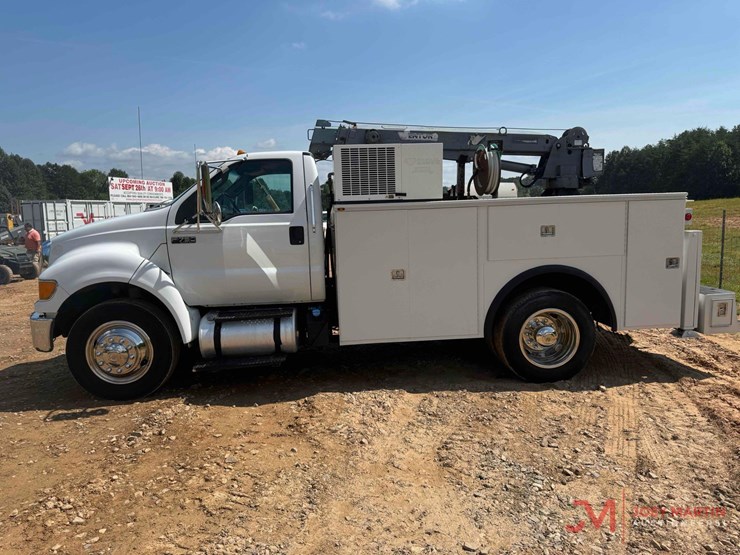 2015-ford-f750-xl-image-7