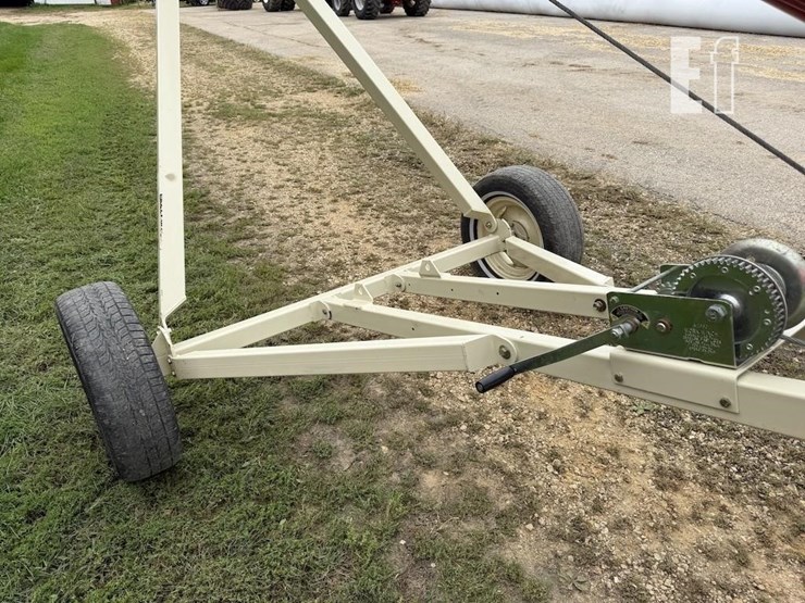 buhler-farm-king-1031-image-4