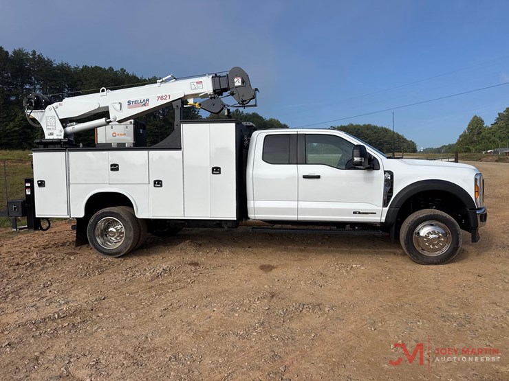 2026-ford-f550-xl-image-2
