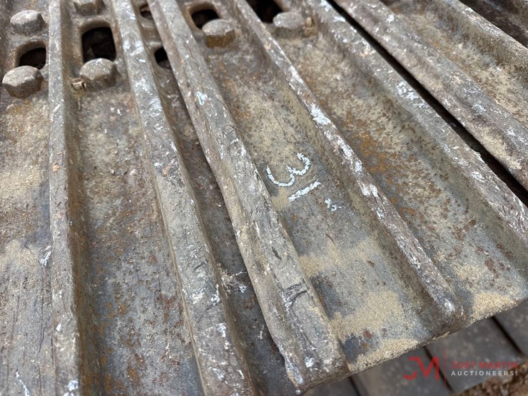 2012-caterpillar-320e-image-19