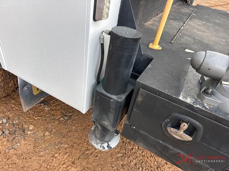 2019-ford-f750-image-15