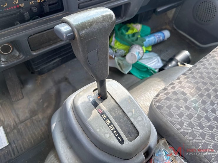 2007-gmc-w4500-image-23