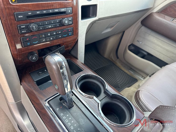 2010-ford-f150-platinum-image-18