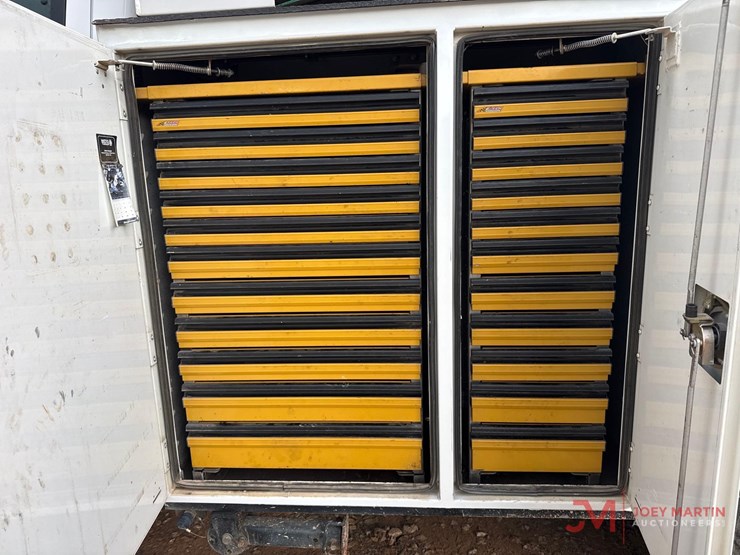 2019-ford-f750-image-12