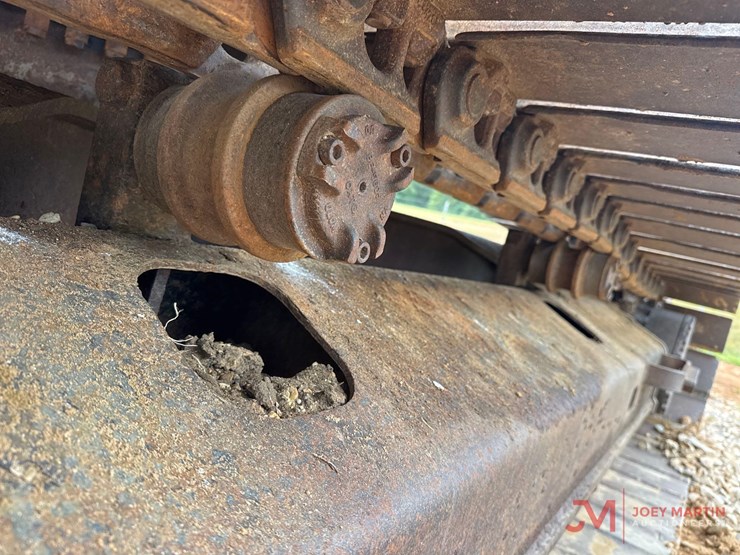 2012-caterpillar-320e-image-9