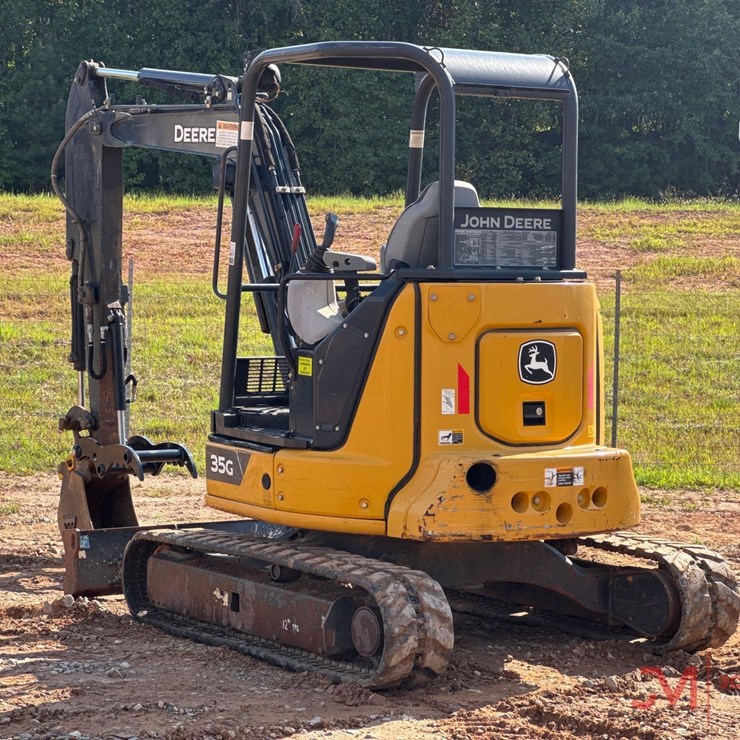 2022 DEERE 35G
