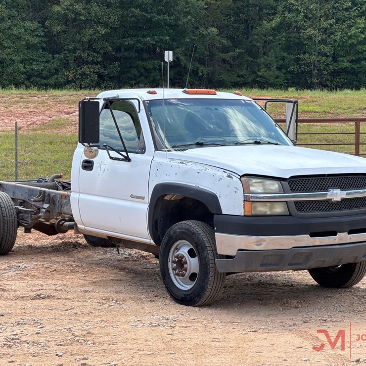 2003 CHEVROLET 3500