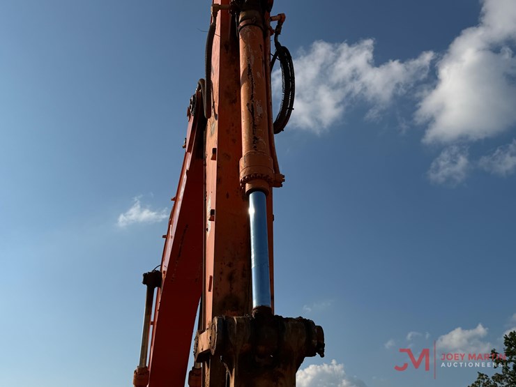 hitachi-zx350lc-6n-image-6
