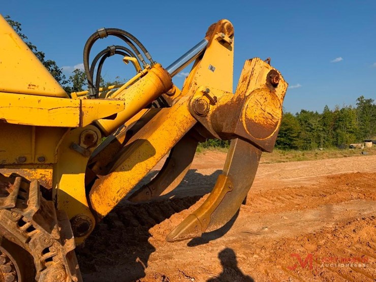 2012-komatsu-d155ax-7-image-14