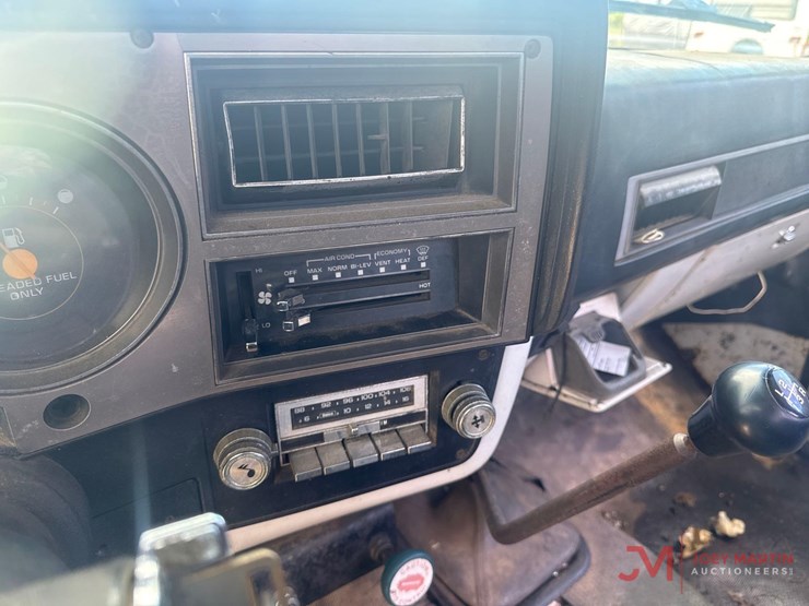 1987-chevrolet-c30-image-15
