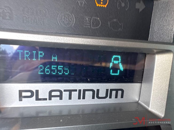 2010-ford-f150-platinum-image-21