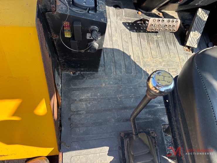 2018-jcb-930-image-15