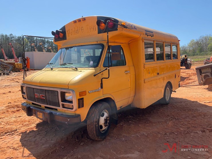 1993-gmc-3500-image-4