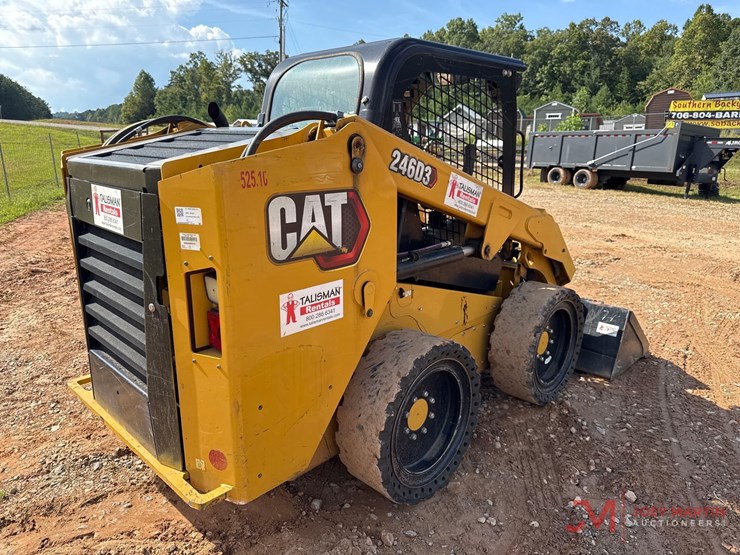 2020-caterpillar-246d3-image-3