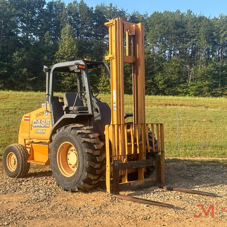 2014 CASE 586H
