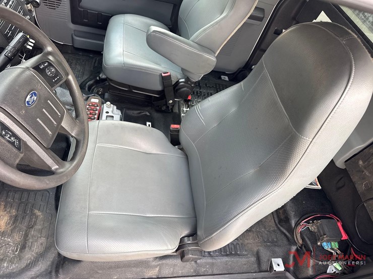 2019-ford-f750-image-39
