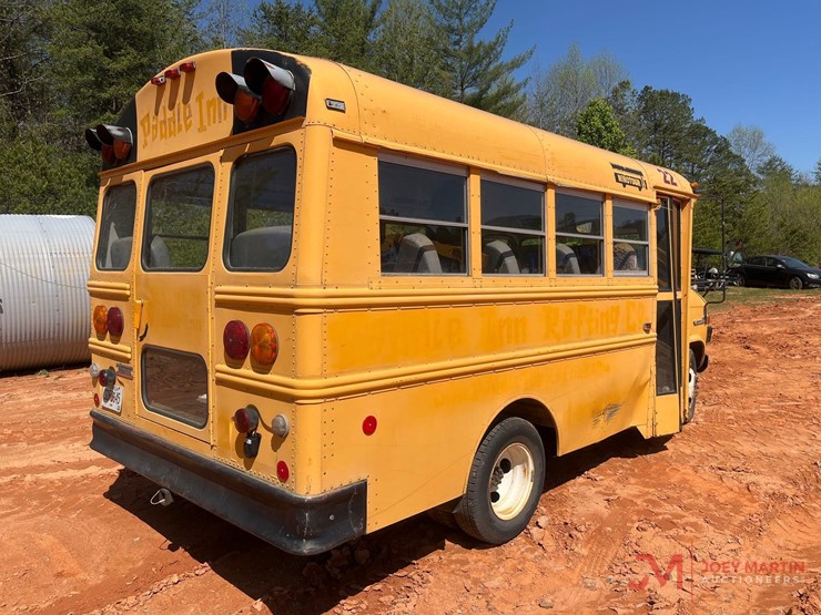 1993-gmc-3500-image-2