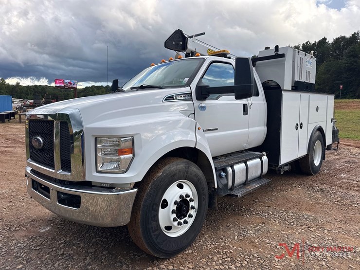 2019-ford-f750-image-6