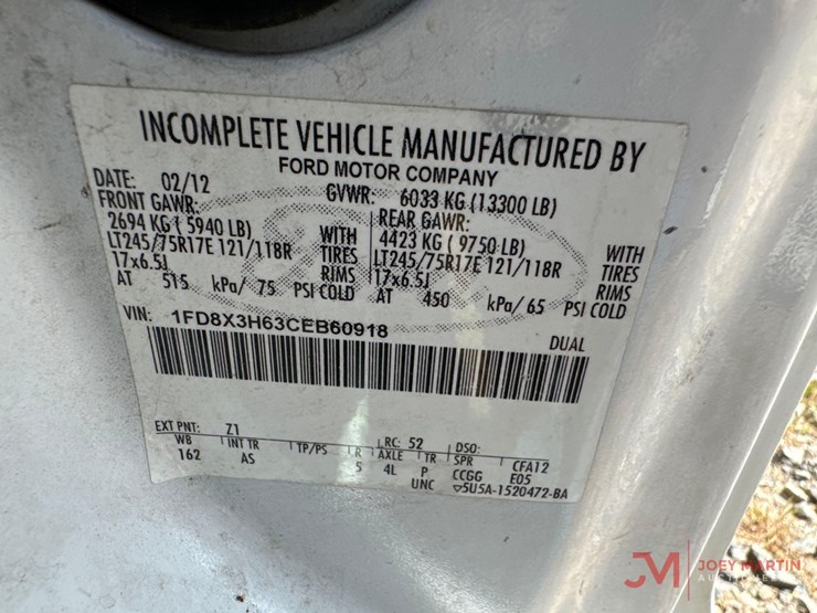 2012-ford-f350-xl-image-14