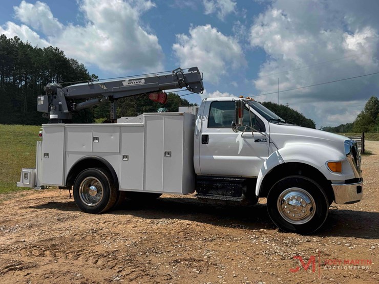 2015-ford-f750-xl-image-2