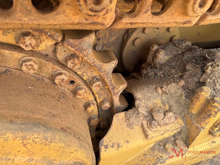 1983-caterpillar-943-image-9