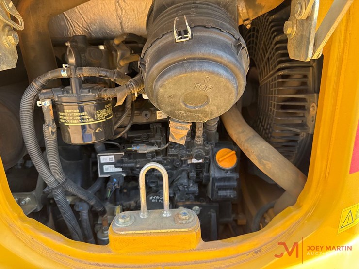 2022-deere-35g-image-13