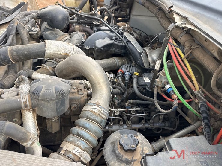 2019-ford-f750-image-33