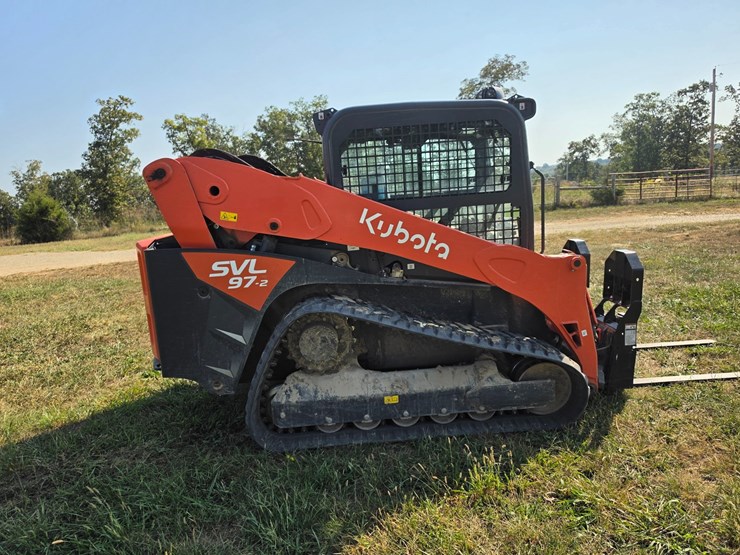 2024-kubota-svl97-2-image-11