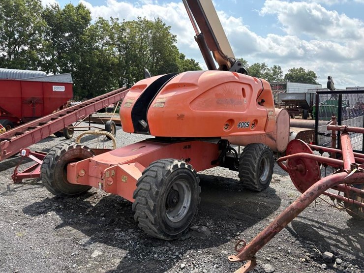 2002-jlg-400s-image-4